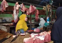 Harga Daging Sapi di Pasar Sumenep Masih Tertahan Posisi Tinggi