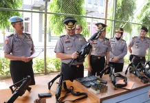 Wakapolres Sumenep Cek Senpi Personel