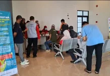 Dinkes Sumenep, lakukan Cek Kesehatan Sopir di Terminal Wiraraja jelang Arus Mudik