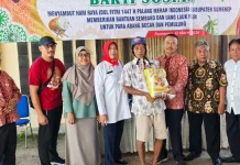PMI Sumenep Salurkan Bantuan Sembako dan Uang Tunai