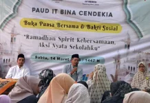Tanamkan Kepedulian, PAUD IT Bina Cendekia Gelar Buka Puasa Bersama Bakti Sosial