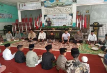 Balai Desa Lobuk Gelar Ngaji Lingkungan dan Santunan Anak Yatim