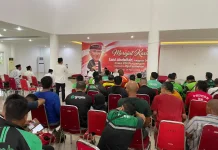Penghujung Ramadan, Said Abdullah Bantu Ratusan Ojol di Sumenep