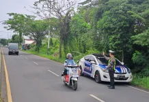 Satlantas Sumenep Patroli Titik Rawan Laka di Desa Patean