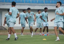 Madura United Optimistis Keluar dari Zona Degradasi usai Lawan Borneo FC