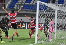 Babak Pertama, Madura United Imbangi Borneo FC 1-1
