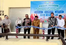 Uniba Madura Dorong Ekonomi Daerah Melalui Program Inovasi Kolaborasi Mahasiswa