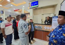 Pelayanan Samsat Sumenep Cepat, Wabup Apresiasi Kinerja Petugas