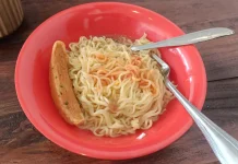 Asal Usul Mie Nungget, Camilan Kekinian Favorit Anak Muda