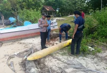 Benda Mirip Torpedo Gegerkan Kangayan