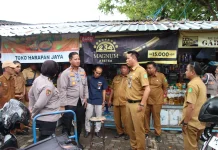 Sidak Minyakita, Kapolres Sumenep Pastikan Stok Aman