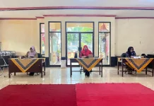 Peringati Hari Kartini, DWP Diskominfo Sumenep Gelar Lomba Ngejung