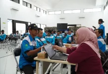 PLN UP3 Madura Gelar Cek Kesehatan Gratis untuk Petugas Biller