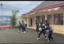 Mahasiswa PJKR UPI Sumenep Lestarikan Permainan Tradisional Kerapan Sapi