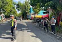 Satlantas Sumenep Amankan Ibadah Kenaikan Isa