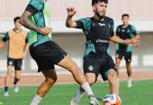 Jean-Paul Van Gastel Waspadai Strategi Low Block Madura United