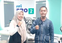Curhat ke Orang Tua atau Teman, Mana Lebih Tepat?