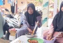 Jamu Herbal Jadi Penggerak Ekonomi Jamaah di Lenteng