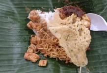 Nasi Campur Jadi Salah Satu Menu Favorit Makan Siang