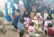 Tempat Melukis Anak Jadi Daya Tarik Pasar Malam di Stadion Kota Sumenep