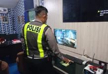 Satlantas Sumenep Pantau Arus Melalui TMC