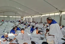 Momen Khusyuk Wuquf, Jemaah Haji Sumenep Menangis Haru