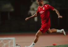 John Herdman Ungkap Alasan Khusus Membawa Mees Hilgers ke TC Timnas Indonesia