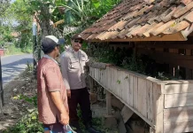 Polsek Batuputih Monitoring Peternakan Kambing Warga
