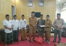 Pemkab Sumenep Salurkan Bantuan Rp30 Juta untuk Korban Kebakaran di Giligenting