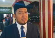 Bupati Sumenep Pastikan Antrean di SPBU akibat Keterlambatan Distribusi