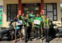 Satlantas Polres Sumenep Salurkan Bansos kepada Ojol Sambut HUT Bhayangkara ke-80
