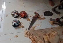Topeng Kayu Semaan Bertahan Melawan Arus Zaman Modern