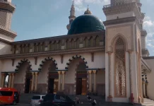 Masjid Nurul Cholil Madura, Rehat Nyaman di Jalur Nasional