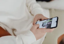 Cara Mengenali Foto AI agar Tidak Mudah Tertipu Hoaks
