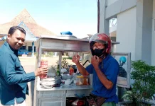 Tak Punya Toko, tapi Punya Ratusan Pelanggan: Cerita Bakso Keliling Pak Yahya