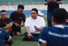 Achsanul Qosasi Optimistis Melihat Semangat Pemain Madura United di Latihan Hari