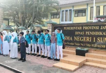 Satlantas Polresta Sumenep Sapa Pelajar Tertib Berlalu Lintas