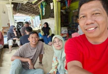 Mengunjungi ”Manusia Pasir”, Lebih Nyaman Tidur di Pasir daripada Kasur