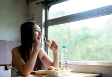 Tips Pintar Menjaga Pola Makan di Perjalanan atau saat Berlibur