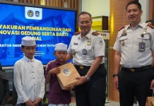Tasyakuran dan Bakti Sosial, Imigrasi Pamekasan Perkuat Kepedulian kepada Sesama