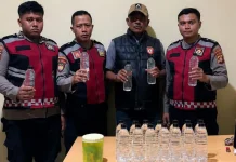 Sat Samapta Polresta Sumenep Amankan 51 Botol Arak