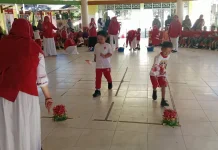 TK Negeri Pembina Sumenep Rayakan HUT RI Dengan Lomba Kocak