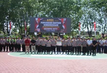 Kapolresta Sumenep Pimpin Apel dan Serahkan Bantuan untuk Korban Gempa NTT