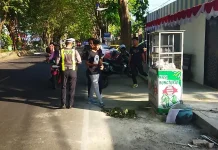 Kita Berbagi Sosial Sumenep Bagikan 85 Nasi Bungkus