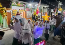 Pawai Santri Semarakkan Maulid Nabi