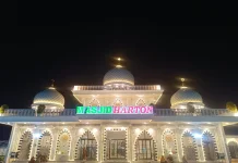 Masjid Harton, Teduh Bersujud saat Perjalanan di Madura