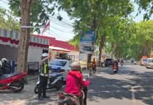 Satlantas Polresta Sumenep Pantau Arus Lalu Lintas Melalui TMC