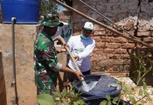 Kodim dan Baznas Sumenep Salurkan 5.000 Liter Air untuk Warga Langsar