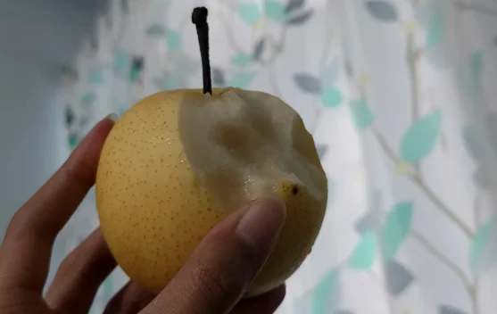 Rawat Kulit dari Dalam dengan Rutin Konsumsi Buah Pir