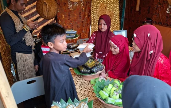 FIES Sumenep Gelar Market Day, Latih Kewirausahaan dan Karakter Siswa